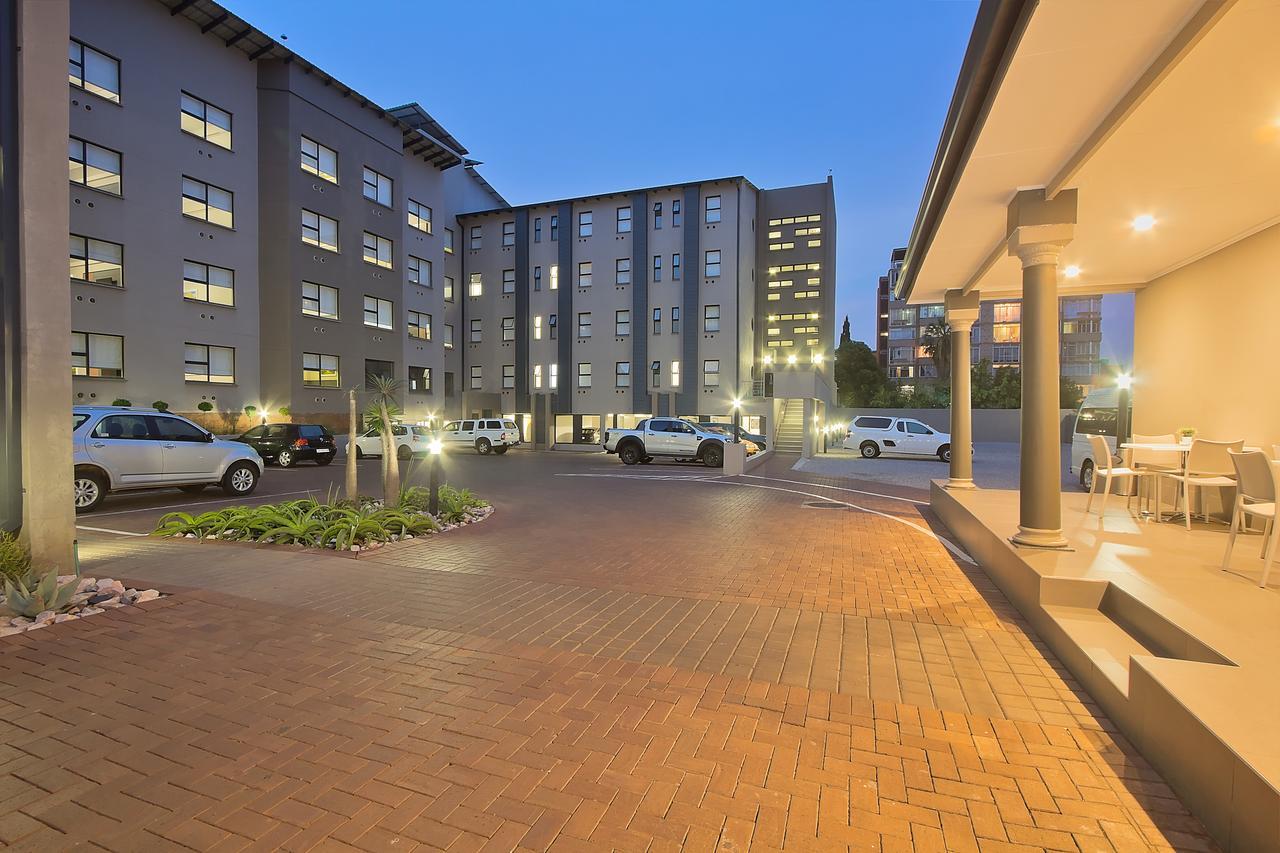 The Park Lodge Hotel Претория Экстерьер фото
